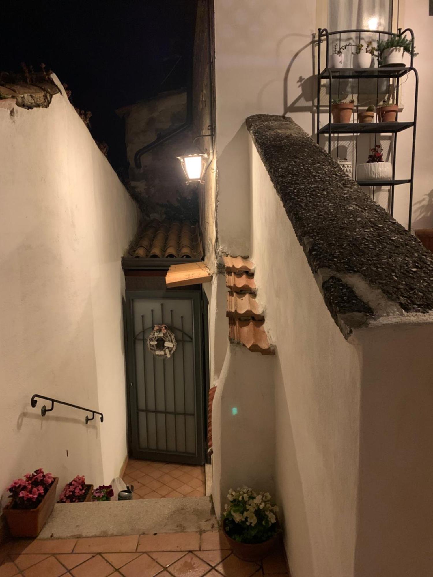 La Porta Di San Domenico Apartment Sessa Aurunca Exterior foto